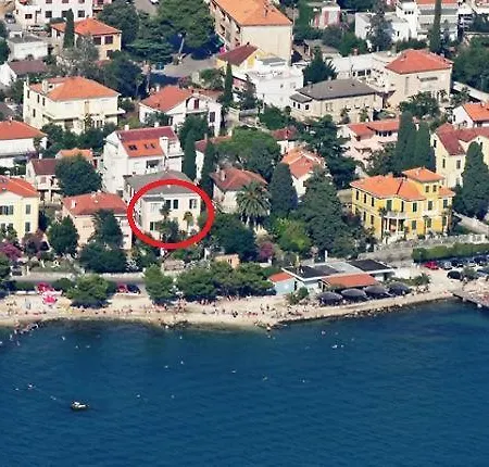 Appartement Beachfront Hula Hula Zadar