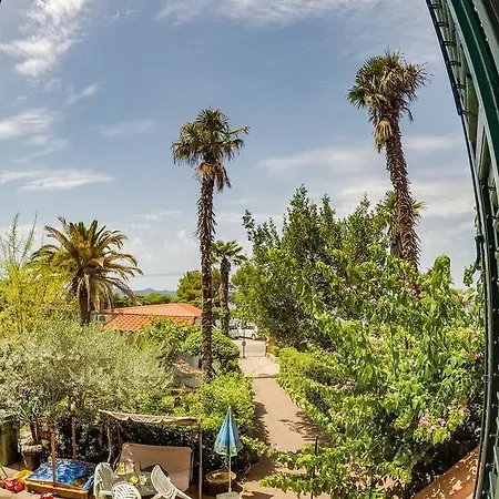 Appartement Beachfront Hula Hula *