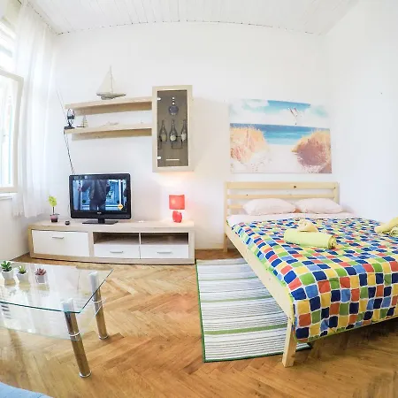 Appartement Beachfront Hula Hula Zadar